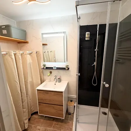 L' Escapade Pannessac Premier Etage *