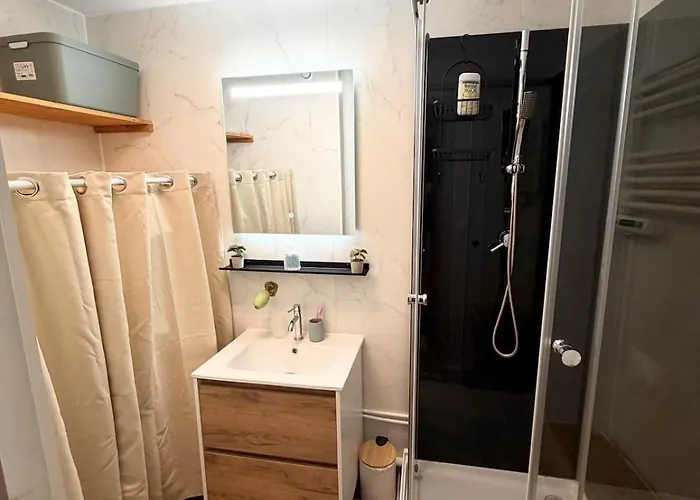 L' Escapade Pannessac Premier Etage *